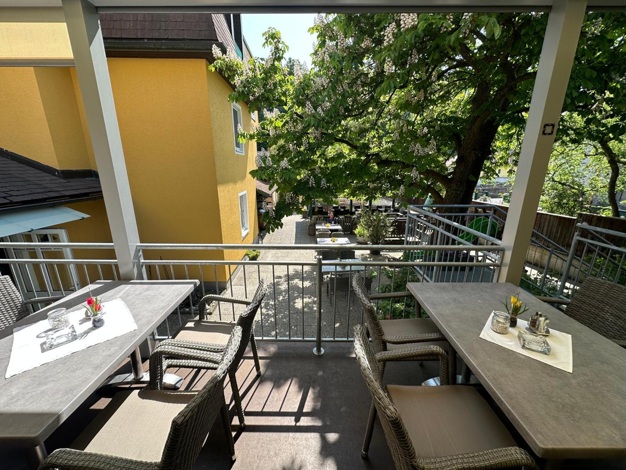 Stadthotel Raabs An Der Thaya Buitenkant foto